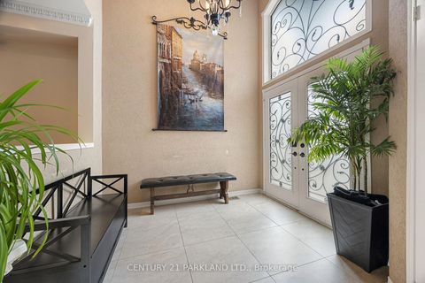Photo 37 at 40 Lady Fern Drive, Legacy, Markham