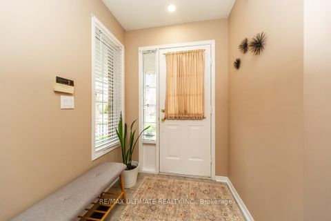 Photo 5 at 5 Twiss Drive, Holly, Barrie