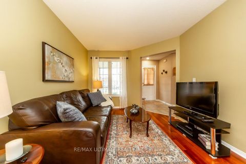 Photo 11 at 5 Twiss Drive, Holly, Barrie