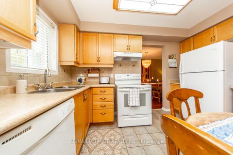 Photo 20 at 5 Twiss Drive, Holly, Barrie