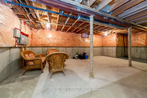 Photo 42 at 5 Twiss Drive, Holly, Barrie