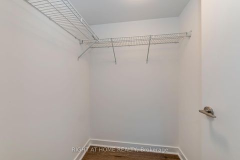 Photo 24 at 314 - 295 Adelaide Street W, Waterfront Communities C1, Toronto