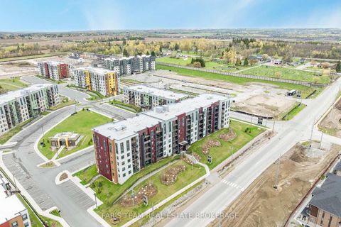 Photo 1 at 402 - 4 Spice Way, Rural Barrie Southeast, Barrie