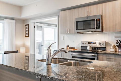 Photo 7 at 402 - 4 Spice Way, Rural Barrie Southeast, Barrie