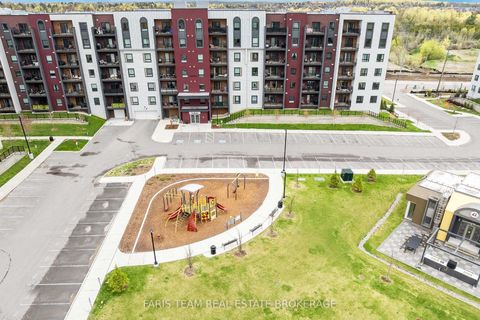 Photo 26 at 402 - 4 Spice Way, Rural Barrie Southeast, Barrie