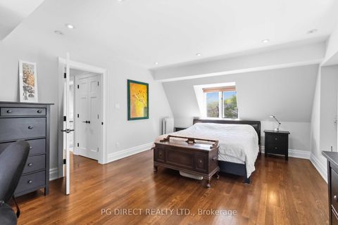 Photo 24 at 41 Nanton Avenue, Moore Park, Toronto