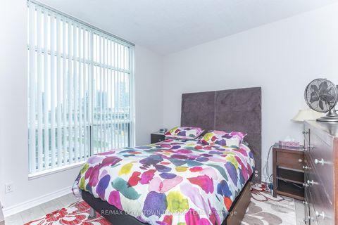 Photo 11 at 404 - 410 Queens Quay W, Waterfront Communities C1, Toronto