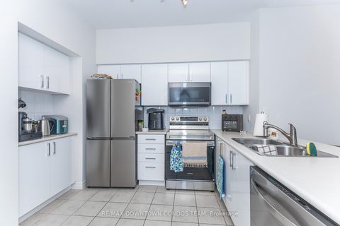 Photo 21 at 404 - 410 Queens Quay W, Waterfront Communities C1, Toronto