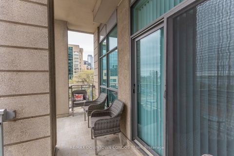 Photo 31 at 404 - 410 Queens Quay W, Waterfront Communities C1, Toronto