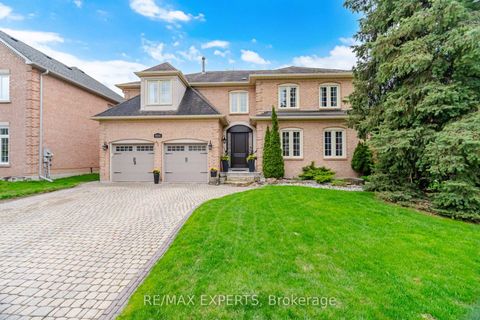 Photo 2 at 904 Damascus Court, Wyndham, Newmarket