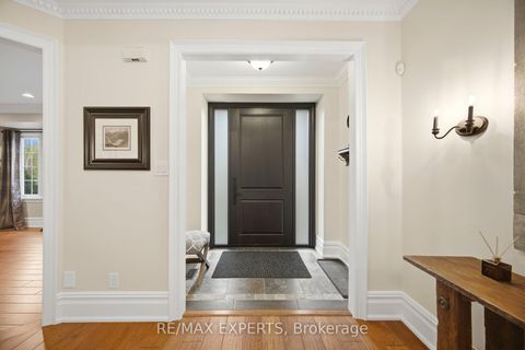 Photo 8 at 904 Damascus Court, Wyndham, Newmarket