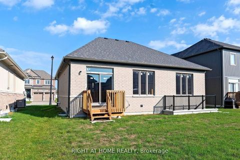 Photo 8 at 265 Wilcox Drive, Stayner, Clearview