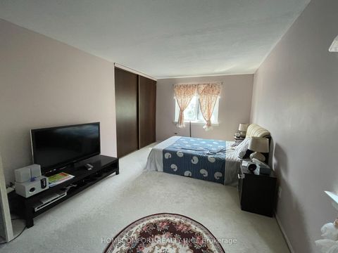Photo 3 at 104 - 3740 Don Mills Road, Hillcrest Village, Toronto