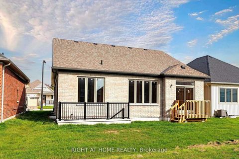 Photo 7 at 241 Wilcox Drive, Stayner, Clearview