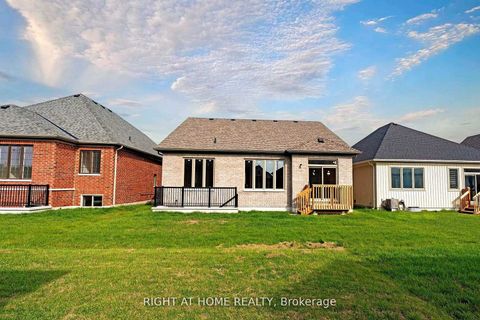 Photo 8 at 241 Wilcox Drive, Stayner, Clearview