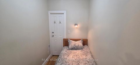Photo 12 at 17 Howard Park Avenue, Roncesvalles, Toronto
