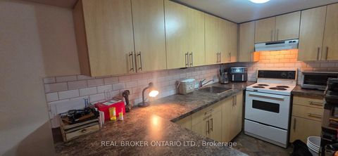 Photo 13 at 17 Howard Park Avenue, Roncesvalles, Toronto