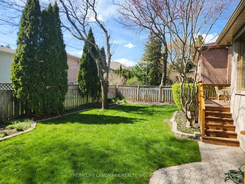 Photo 1 at 16 Lawnview Drive, Willowdale East, Toronto