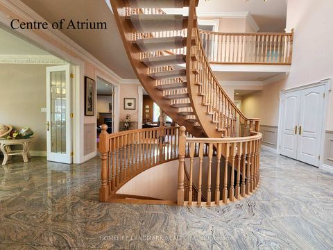 Photo 6 at 16 Lawnview Drive, Willowdale East, Toronto