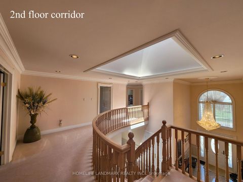 Photo 10 at 16 Lawnview Drive, Willowdale East, Toronto
