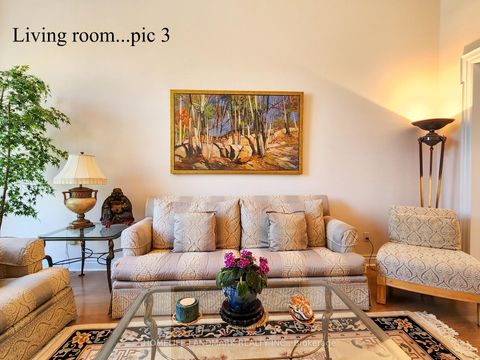 Photo 14 at 16 Lawnview Drive, Willowdale East, Toronto