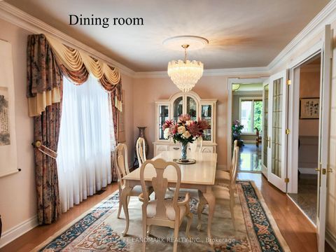 Photo 15 at 16 Lawnview Drive, Willowdale East, Toronto