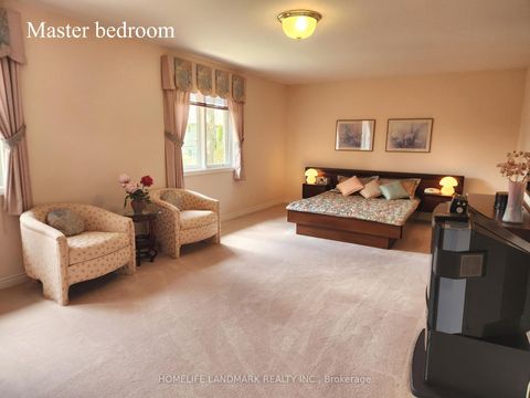 Photo 25 at 16 Lawnview Drive, Willowdale East, Toronto