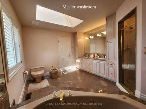 Photo 30 at 16 Lawnview Drive, Willowdale East, Toronto