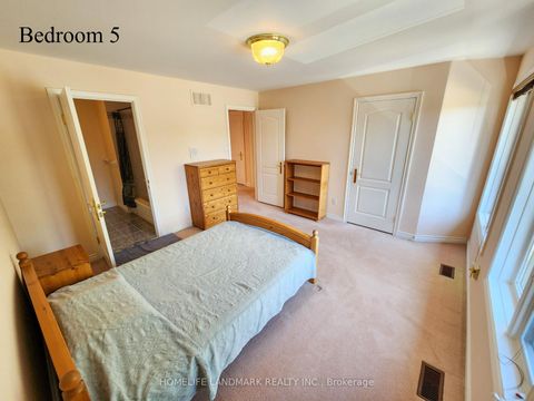 Photo 39 at 16 Lawnview Drive, Willowdale East, Toronto