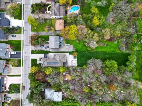 Photo 34 at 132 Pemberton Road, North Richvale, Richmond Hill