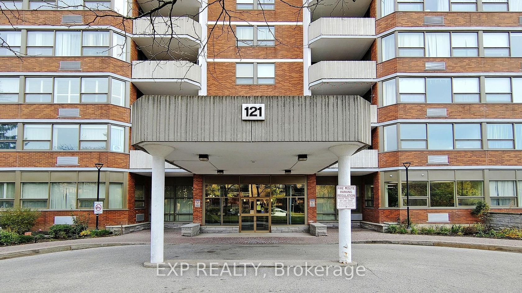 808 - 121 Ling Road, West Hill, Toronto photo number 2