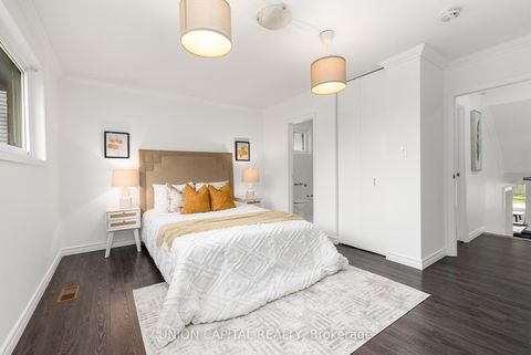 Photo 10 at 34 Lisburn Crescent, Don Valley Village, Toronto