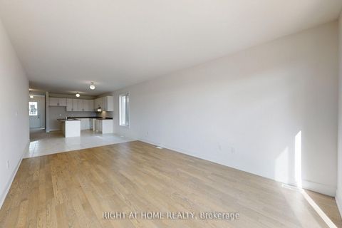 Photo 5 at 243 Duncan Street, Stayner, Clearview