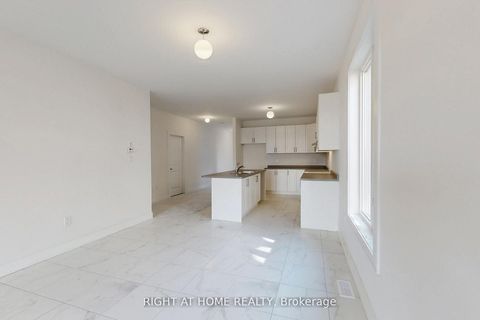 Photo 9 at 243 Duncan Street, Stayner, Clearview