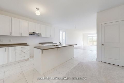 Photo 13 at 243 Duncan Street, Stayner, Clearview