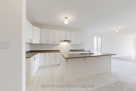 Photo 14 at 243 Duncan Street, Stayner, Clearview
