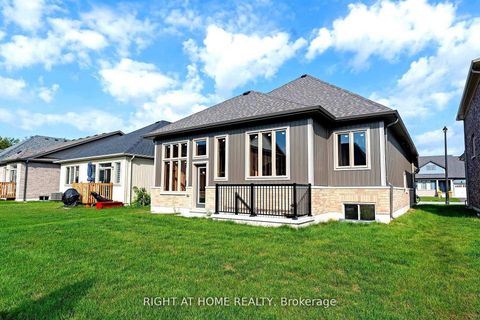 Photo 10 at 245 Wilcox Drive, Stayner, Clearview