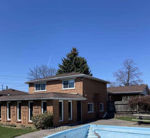 Photo 6 at 24 Elmvale Crescent, Clairville, Toronto