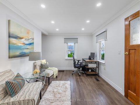 Photo 10 at 75 Denne Boulevard, London, Newmarket