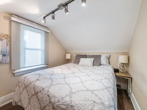 Photo 24 at 75 Denne Boulevard, London, Newmarket