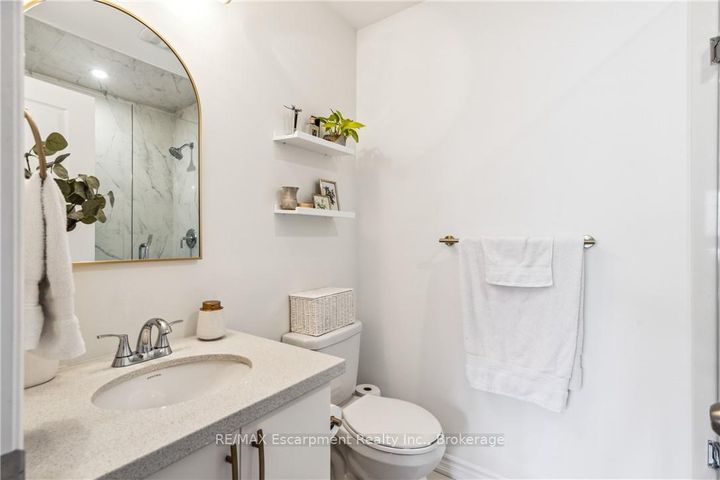 Photo 9 at 31 - 54 Nisbet Boulevard, Waterdown, Hamilton