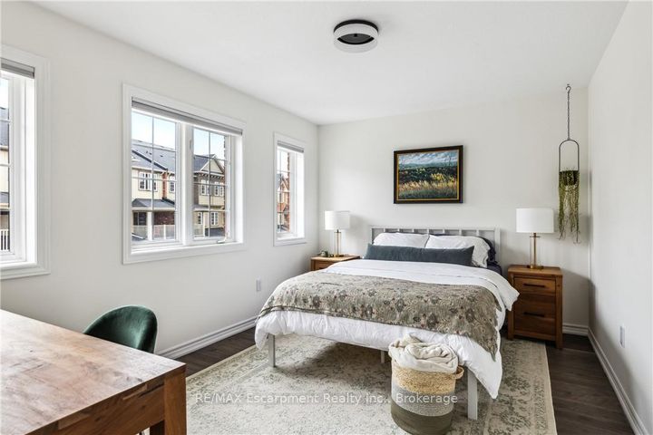 Photo 10 at 31 - 54 Nisbet Boulevard, Waterdown, Hamilton