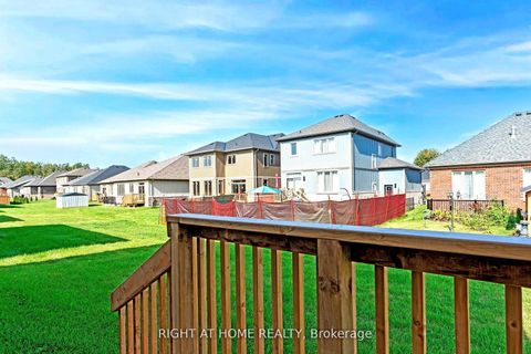 Photo 5 at 262 Duncan Street, Stayner, Clearview