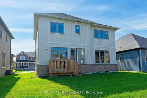 Photo 9 at 262 Duncan Street, Stayner, Clearview