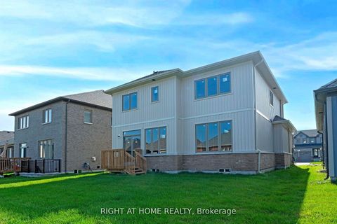 Photo 10 at 262 Duncan Street, Stayner, Clearview