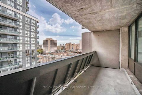 Photo 14 at 1011 - 720 Spadina Avenue, University, Toronto