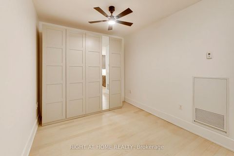 Photo 9 at 918 - 39 Queens Quay E, Waterfront Communities C8, Toronto