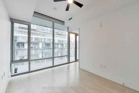 Photo 18 at 918 - 39 Queens Quay E, Waterfront Communities C8, Toronto