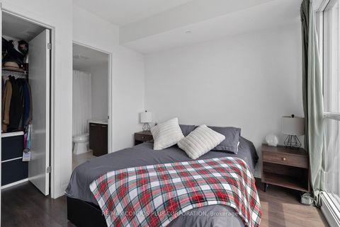Photo 9 at 3206 - 2212 Lakeshore Boulevard W, Mimico, Toronto