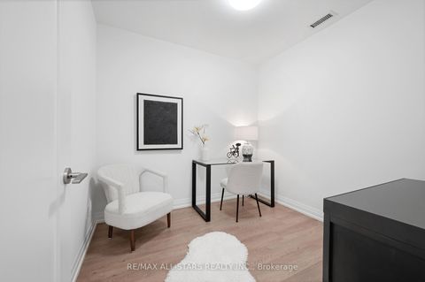 Photo 17 at 408 - 286 Main Street, Danforth, Toronto
